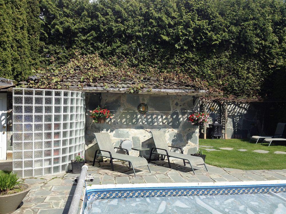 The Stone Hedge Bed And Breakfast Richmond Luaran gambar